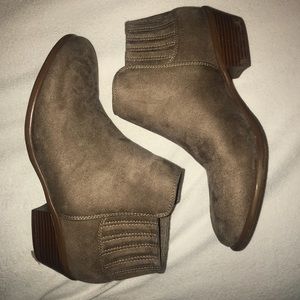 Charlotte Russe ankle boots